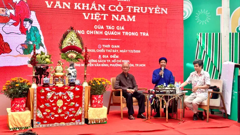 Tìm về di sản văn hóa dân tộc qua "Văn khấn cổ truyền Việt Nam"