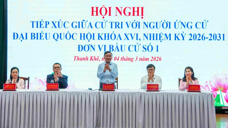 Hội nghị tiếp xúc cử tri với người ứng cử Đại biểu Quốc hội khóa XVI tại Đà Nẵng