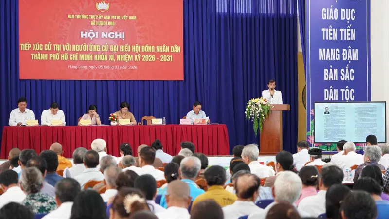Cử tri lo lắng về ô nhiễm môi trường, lãng phí tài sản công