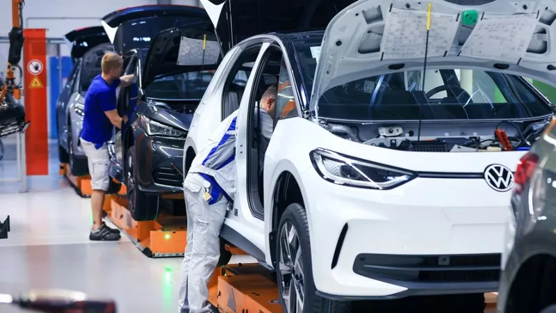 Ngành công nghiệp ô tô Đức lo ngại về quy định mới của EU (ẢNH: GETTY IMAGES)