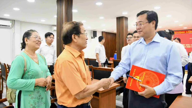 Tạo điều kiện thuận lợi cho tiểu thương khi thực hiện nghĩa vụ thuế