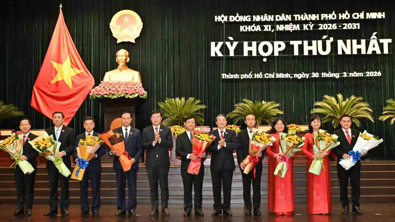 Thường trực HĐND TPHCM khóa XI: Tận tâm, tận lực, xứng đáng với niềm tin cử tri