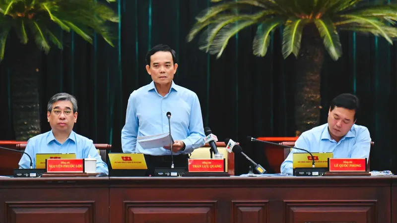 Bí thư Thành ủy TPHCM Trần Lưu Quang kết luận hội nghị. Ảnh: VIỆT DŨNG