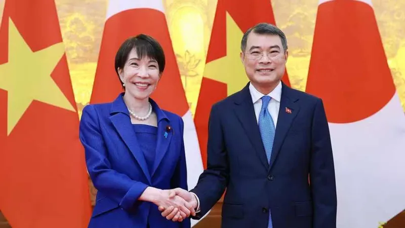 Thủ tướng Lê Minh Hưng chủ trì lễ đón Thủ tướng Nhật Bản Takaichi Sanae, sáng 2-5. Ảnh: QUANG PHÚC
