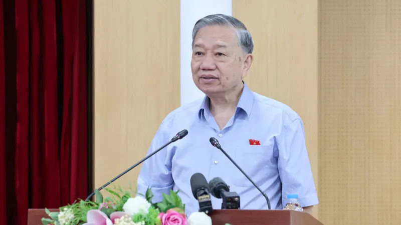 Tổng Bí thư, Chủ tịch nước Tô Lâm phát biểu tại cuộc tiếp xúc cử tri sáng 4-5. Ảnh: QUANG PHÚC 
