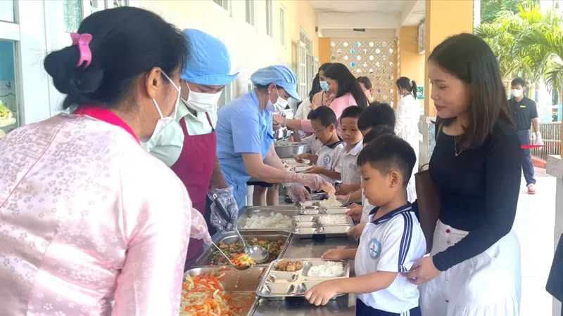 Sớm nhóm lại lửa hồng