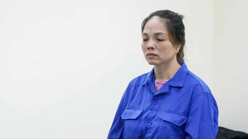 Người phụ nữ đánh hàng xóm ở hành lang chung cư bị phạt hơn 4 tháng tù
