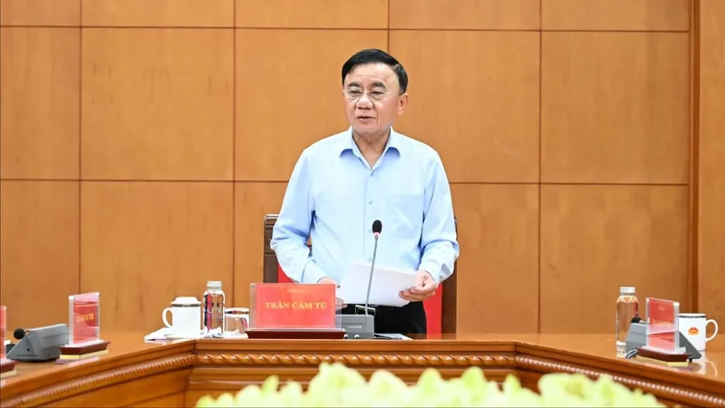 Thường trực Ban Bí thư Trần Cẩm Tú phát biểu trong một cuộc họp