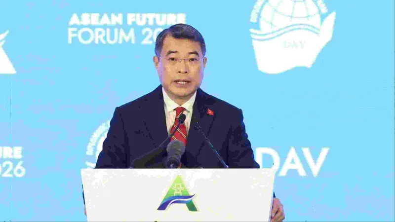 Thủ tướng Lê Minh Hưng phát biểu tại phiên khai mạc Diễn đàn Tương lai ASEAN. Ảnh: QUANG PHÚC