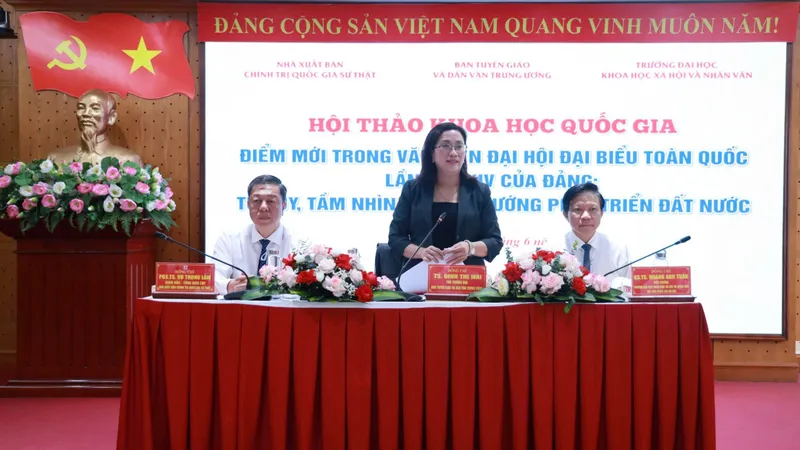 Hội thảo khoa học quốc gia tổ chức tại Hà Nội. Ảnh: NGUYỄN CHẮT