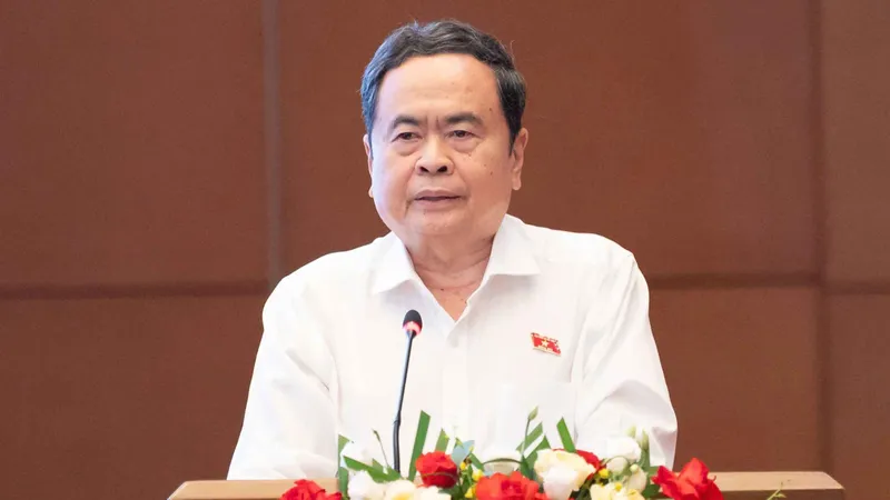 Chủ tịch Quốc hội Trần Thanh Mẫn phát biểu bế mạc Hội nghị triển khai thực hiện định hướng lập pháp nhiệm kỳ Quốc hội khóa XVI. Ảnh: VIẾT CHUNG