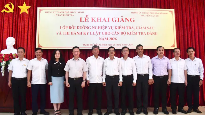 Nâng cao nghiệp vụ kiểm tra, giám sát cho cán bộ kiểm tra Đảng