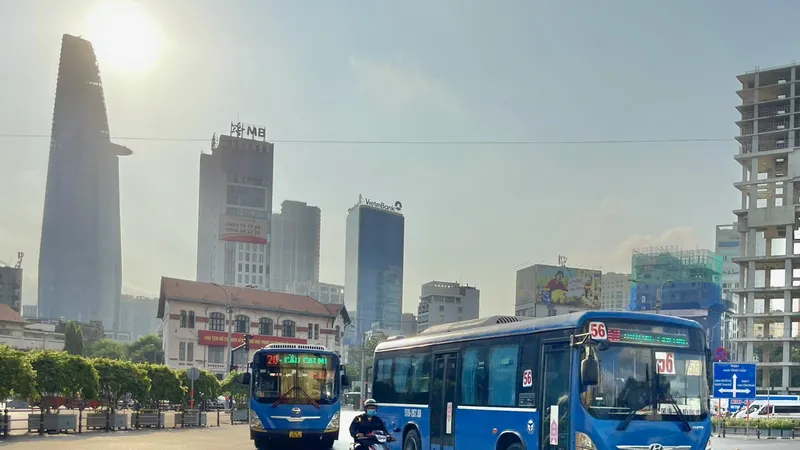 Điều chỉnh một số tuyến xe buýt trong dịp nghỉ lễ