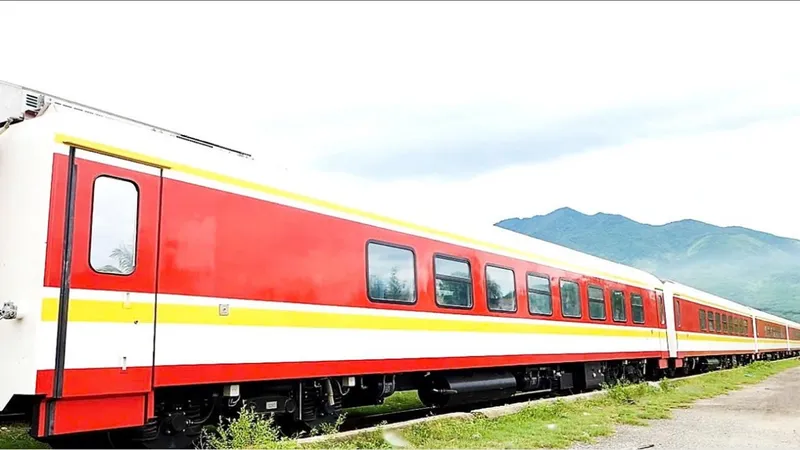 Đưa vào khai thác đoàn tàu mới tuyến Sài Gòn - Nha Trang từ ngày 9-8