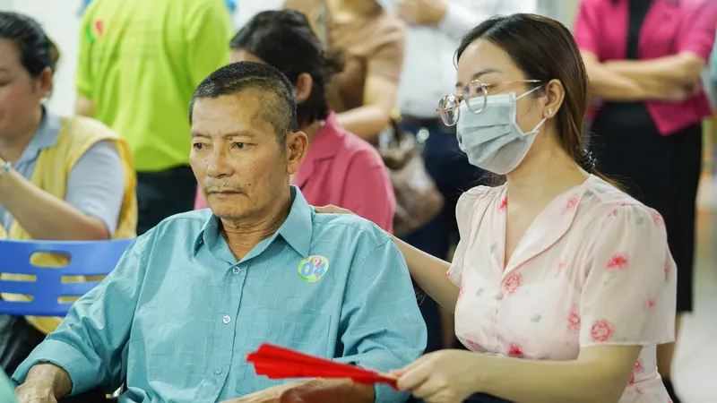 Nâng đỡ tinh thần cho bệnh nhân ung thư