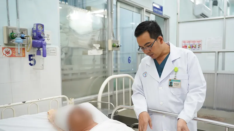 Tình trạng sức khỏe của Đại úy công an bị chém trọng thương khi làm nhiệm vụ