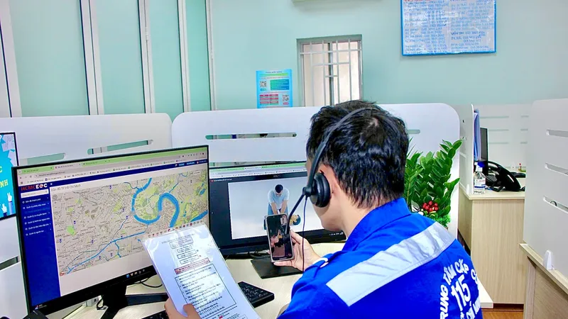 Cuộc gọi cứu mạng bà cụ ở TPHCM