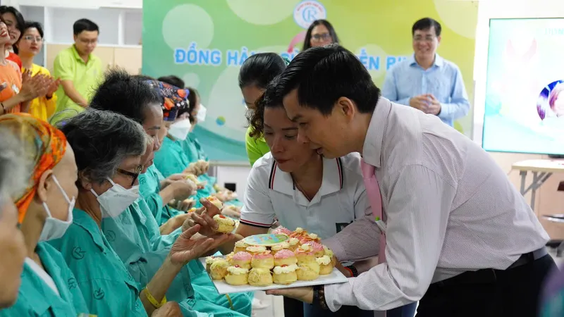 Tâm sự của những nữ bệnh nhân ung thư 