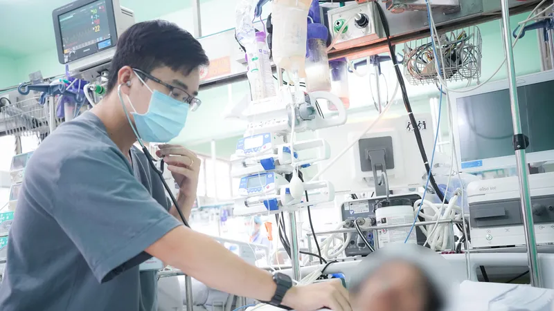 Cứu sống bệnh nhân có "trái tim tan vỡ" 