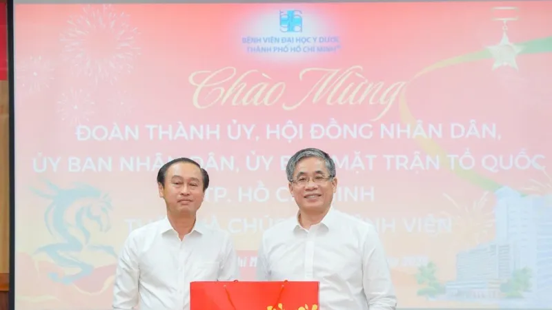 Lãnh đạo TPHCM thăm và chúc tết các bệnh viện