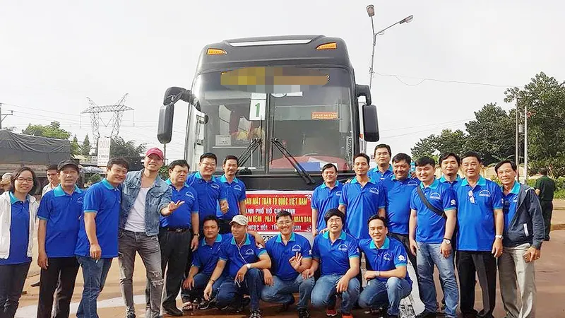Thăm, tặng quà, giao lưu với đồng bào, chiến sĩ tuyến biên giới Việt Nam - Campuchia 