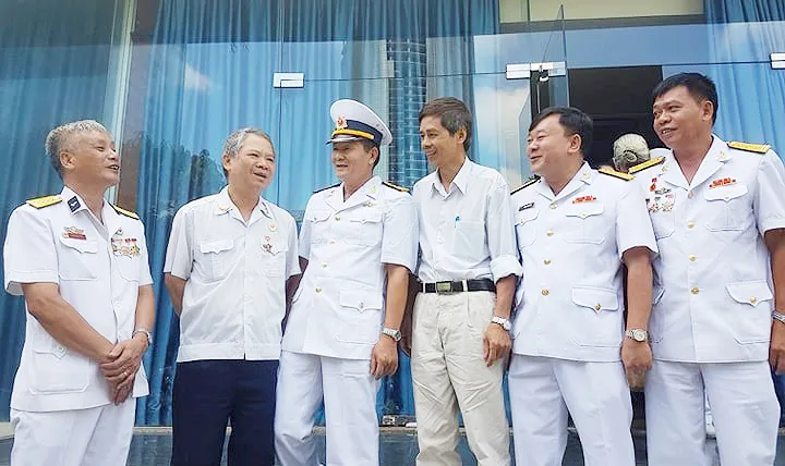 Họp mặt kỷ niệm 57 năm ngày mở đường Hồ Chí Minh trên biển 