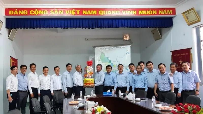 Đoàn lãnh đạo TPHCM thăm, chúc tết các đơn vị 