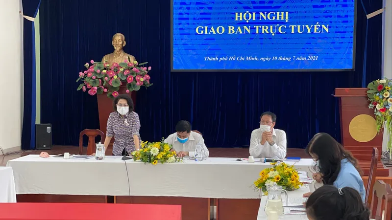 Chủ tịch Ủy ban MTTQ Việt Nam TPHCM Tô Thị Bích Châu phát biểu tại hội nghị