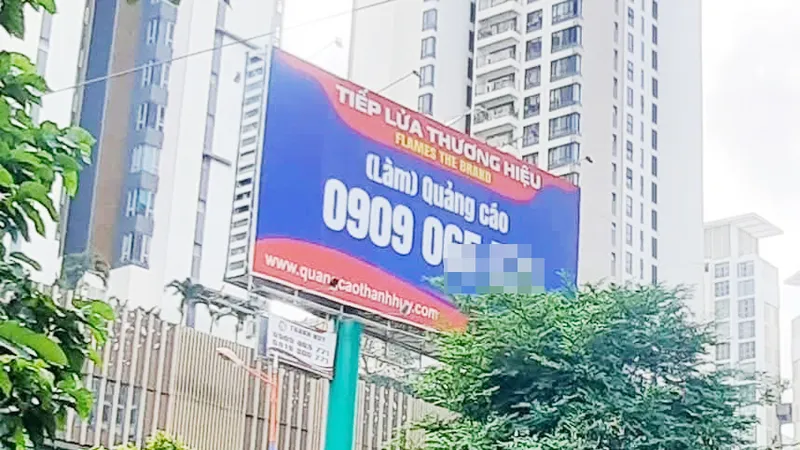 Nhiều sai phạm trong hoạt động quảng cáo ngoài trời tại TP Thủ Đức 