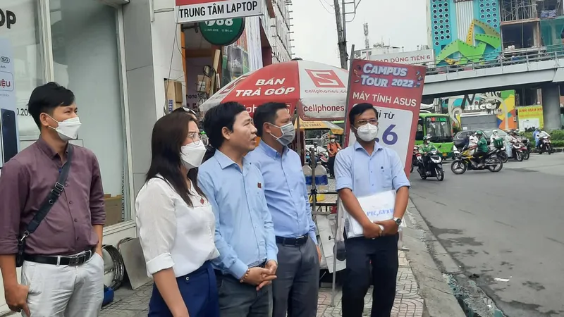 Khó quản lý, xử phạt vi phạm trong hoạt động quảng cáo ngoài trời tại quận Tân Bình 