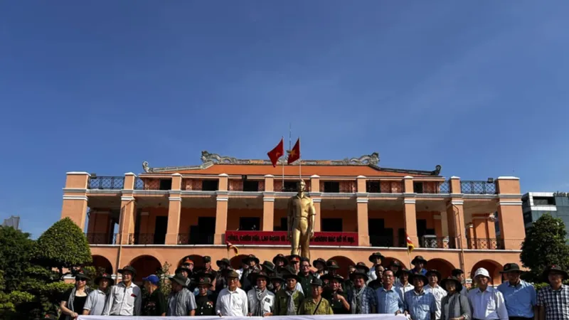 Đoàn tham quan Bảo tàng Hồ Chí Minh, Chi nhánh TPHCM