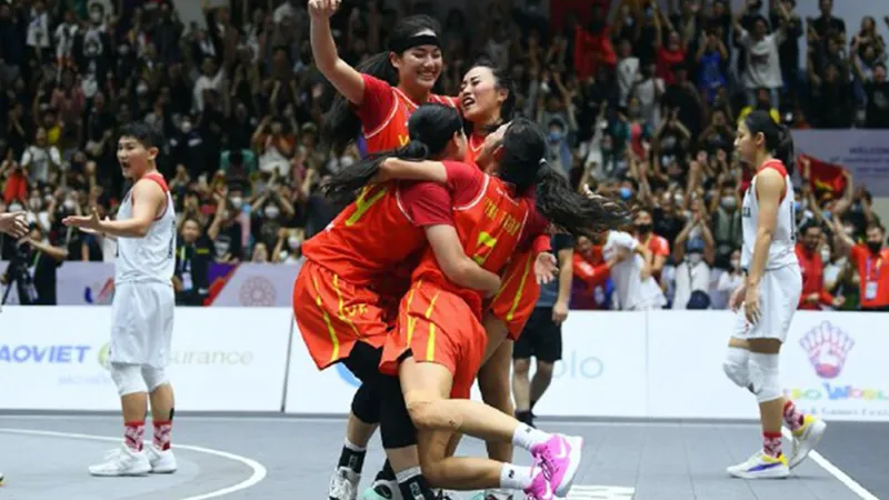 Tuyển bóng rổ nữ Việt Nam tạo nên kỳ tích tại SEA Games 31 nội dung 3x3. Ảnh: VBF