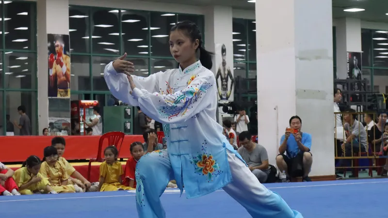 Giải đấu thu hút hơn 200 VĐV tham gia tranh tài. Ảnh: THANH TÙNG