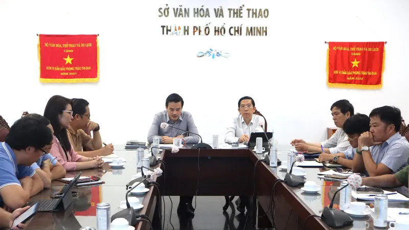Ban tổ chức RTL rà soát lại các khâu tổ chức trước khi vận hành giải. Ảnh: THANH TÙNG