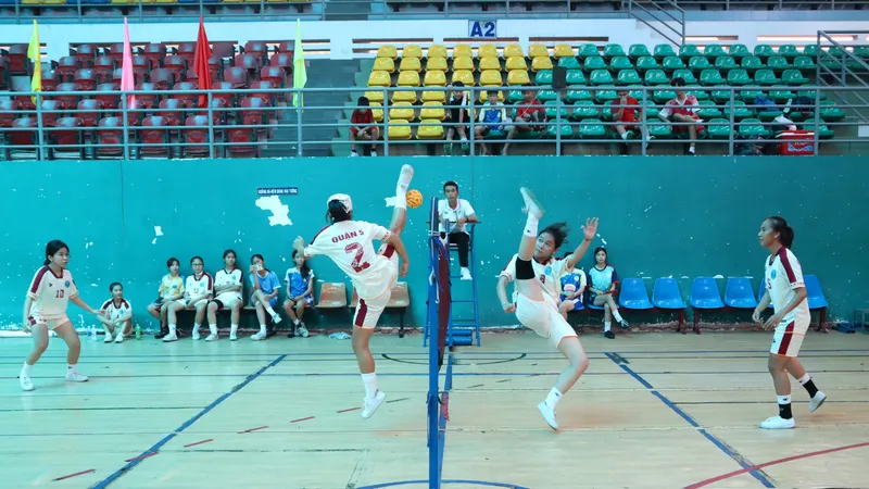Hơn 500 VĐV tranh tài tại giải. Ảnh: THANH TÙNG 