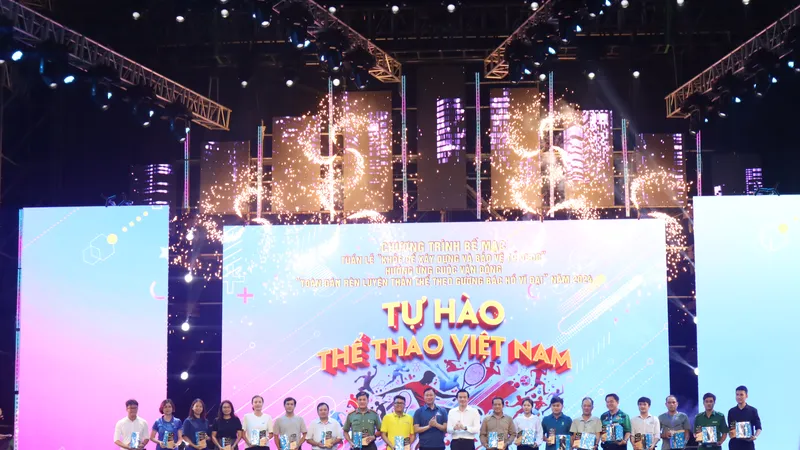 Lễ bế mạc tuần lễ thể thao TPHCM diễn ra vào tối 3-11. Ảnh: THANH TÙNG 