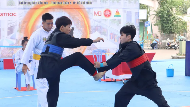 Nhiều trận đấu hấp dẫn tại giải Pencak Silat quận 5 mở rộng