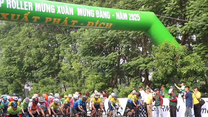 Môn xe đạp thu hút 350 VĐV tranh tài. Ảnh: THANH TÙNG 