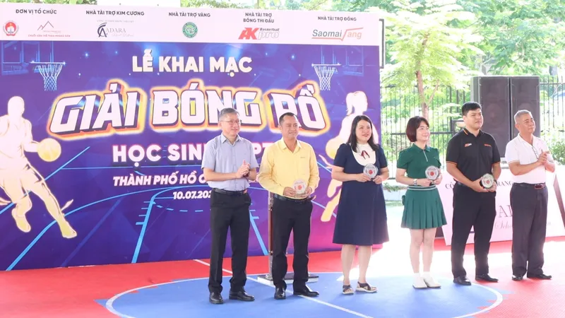 Hơn 70 đội tranh tài giải Bóng rổ học sinh THPT TPHCM 2025