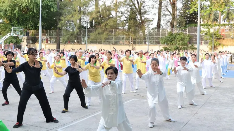Nhiều tiết mục đồng diễn được dàn dựng công phu