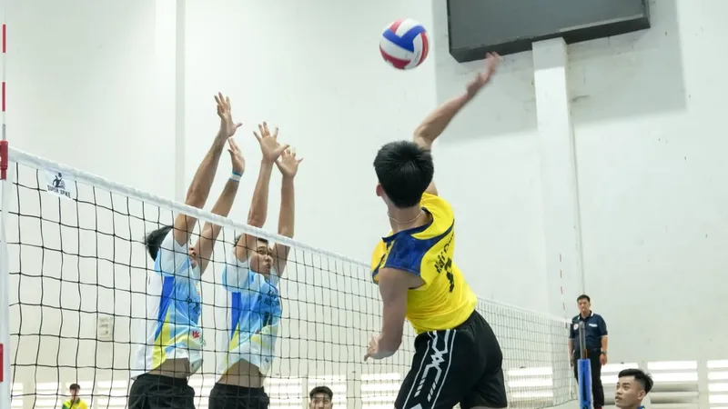 Đại hội tổ chức thi đấu 2 nội dung: bóng chuyền nam và bóng chuyền nữ 