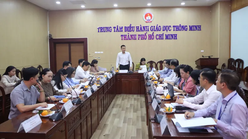 Quang cảnh buổi làm việc giữa Ban Tuyên giáo và Dân vận Thành ủy TPHCM với Sở GD-ĐT TPHCM. Ảnh: THANH TÙNG 