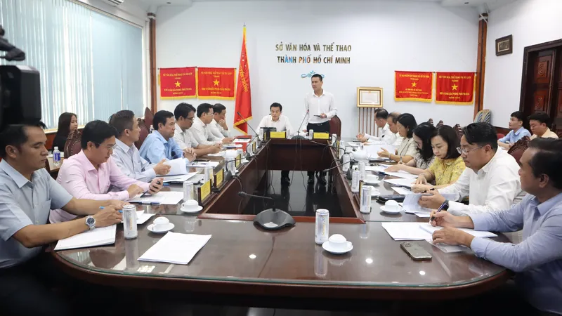 Quang cảnh buổi làm việc giữa Ban Tuyên giáo và Dân vận Thành ủy TPHCM với Sở VH-TT TPHCM. Ảnh: THANH TÙNG 