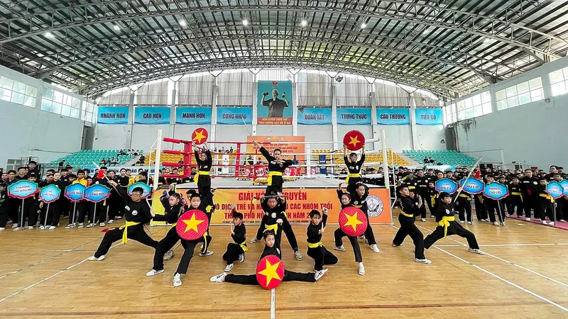 Nhiều bài diễn được dàn dựng công phu