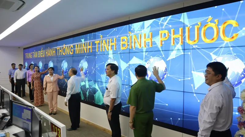 Tỉnh Bình Phước chính thức vận hành Trung tâm Điều hành thông minh (IOC)