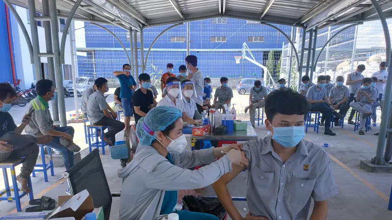 Bình Phước đẩy nhanh tiến độ tiêm chủng vắc xin phòng Covid-19.