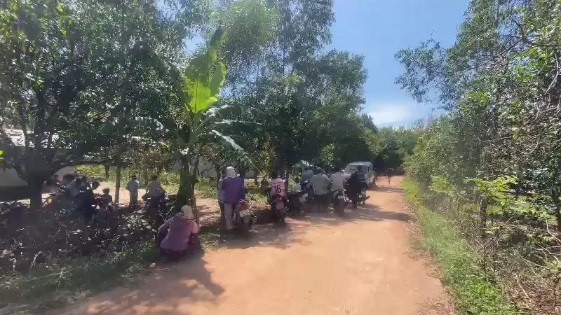 Dùng dao giải quyết mâu thuẫn, chồng chết, vợ bị thương nặng