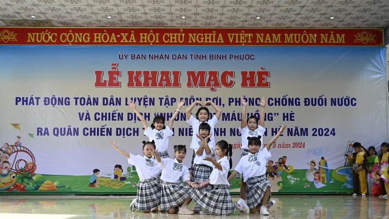 Bình Phước: Ra quân chiến dịch tình nguyện hè 2024