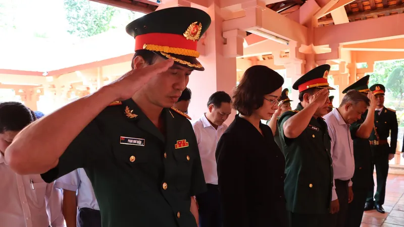 Bình Phước: Đưa 104 hài cốt liệt sĩ từ Campuchia về an táng 