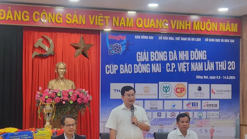 11 đội bóng tranh tài tại Giải bóng đá nhi đồng Cúp Báo Đồng Nai - C.P. Việt Nam lần thứ 20